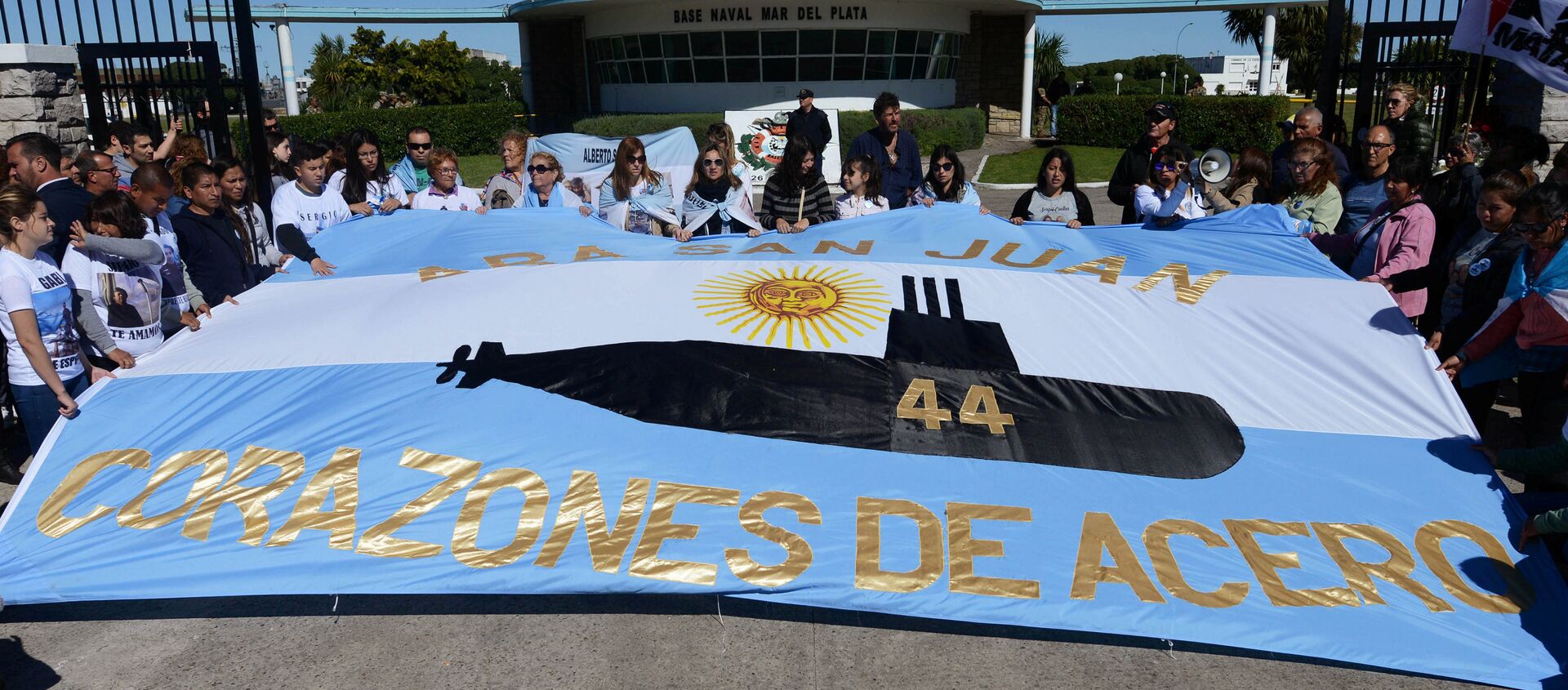 Parientes de los tripulantes del submarino ARA San Juan Parientes de los tripulantes del submarino ARA San Juan - Sputnik Mundo, 1920, 20.11.2018