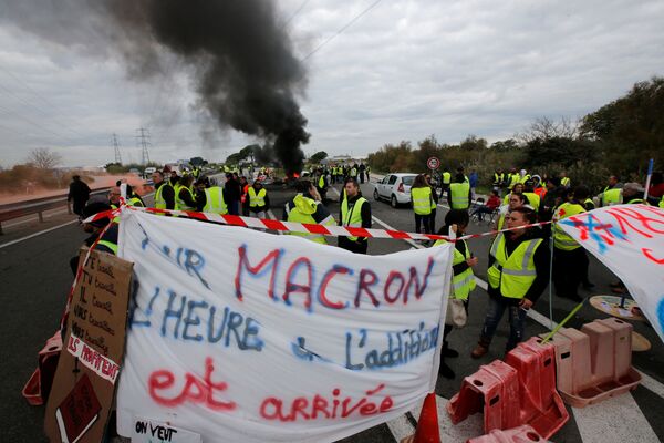 Las protestas de los chalecos amarillos en Francia - Sputnik Mundo