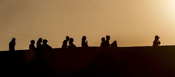 El cruce desmilitarizado de la Garita de San Ysidro facilito el acceso de las personas que entraban a los EEUU - Sputnik Mundo