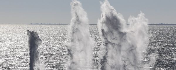 Las maniobras de Ucrania en el mar de Azov - Sputnik Mundo