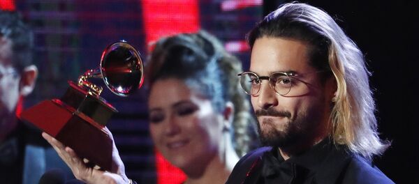 Maluma gana el Grammy latino a Mejor Álbum Vocal Pop 2018 - Sputnik Mundo