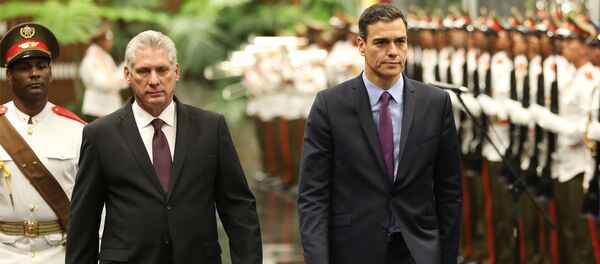 Miguel Díaz-Canel, presidente de Cuba, y  Pedro Sánchez, presidente del Gobierno de España - Sputnik Mundo