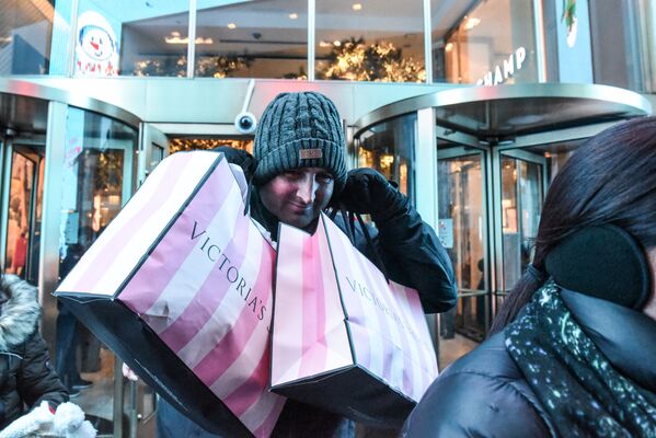 Black Friday 2018: compra mientras puedas - Sputnik Mundo