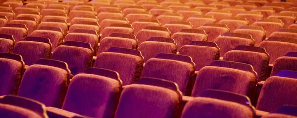 Una sala de cine, imagen referencial - Sputnik Mundo