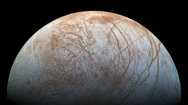 Europa, la luna de Saturno - Sputnik Mundo