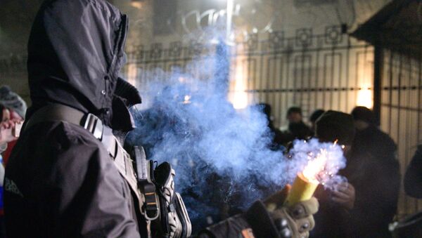 Acciones agresivas frente la Embajada rusa en Kiev tras el incidente naval entre Rusia y Ucrania cerca del estrecho de Kerch - Sputnik Mundo