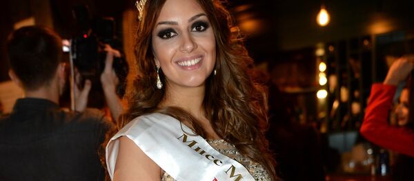 Oksana Voevodina, vencedora de la edición de 2015 del concurso Miss Moscú - Sputnik Mundo