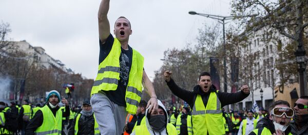 Protestas de los chalecos amarillos en Francia - Sputnik Mundo