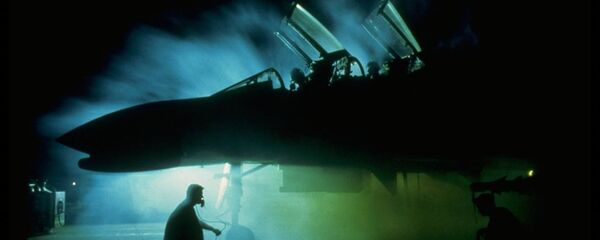 Un caza F-4 Phantom, foto archivo - Sputnik Mundo