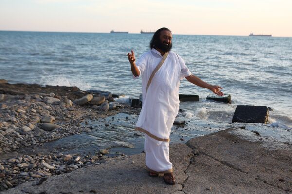 El fundador de El Arte de Vivir, Sri Sri Ravi Shankar - Sputnik Mundo