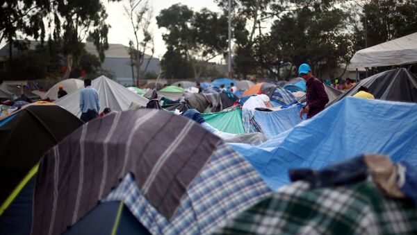 Migrantes centroamericanos en Tijuana - Sputnik Mundo