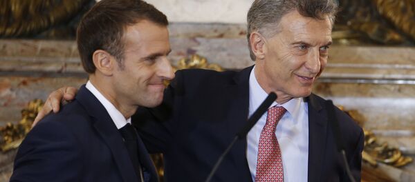 Presidente de Francia, Emmanuel Macron, y presidente de Argentina, Mauricio Macri - Sputnik Mundo