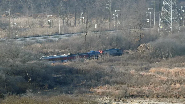 El tren de inspección de la red ferroviaria coreana