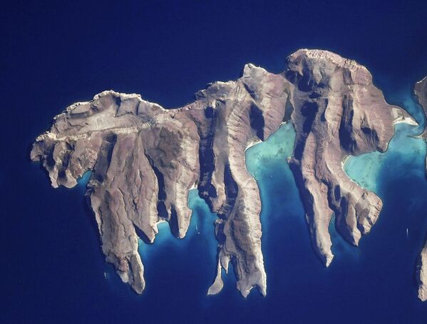 Vuelo a Marte y supernovas: las mejores fotos espaciales que nos dejó noviembre - Sputnik Mundo