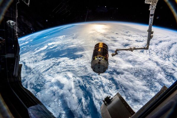 Vuelo a Marte y supernovas: las mejores fotos espaciales que nos dejó noviembre - Sputnik Mundo