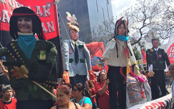 Imágenes de la marcha anti G20 - Sputnik Mundo