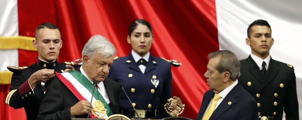 Andrés Manuel López Obrador toma posesión como presidente de México, 1 de diciembre de 2018 - Sputnik Mundo