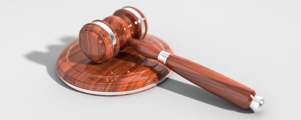 Un martillo de juez - Sputnik Mundo