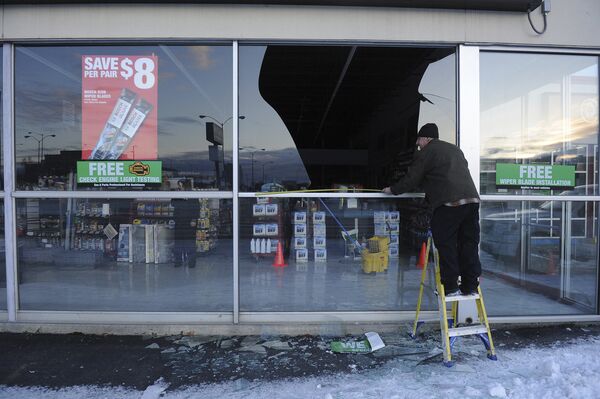 Las consecuencias del potente sismo en Alaska - Sputnik Mundo