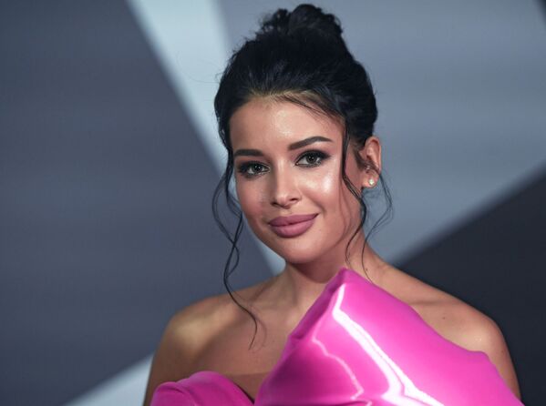 Las artistas más bellas de Rusia celebran los 20 años de Vogue en el país - Sputnik Mundo