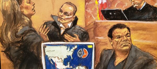 Juan Carlos Ramírez Abadía y Joaquín El Chapo Guzmán en la Corte Federal de Brooklyn - Sputnik Mundo
