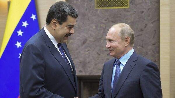 Nicolás Maduro, presidente de Venezuela; y Vladímir Putin, presidente de la Federación Rusa - Sputnik Mundo