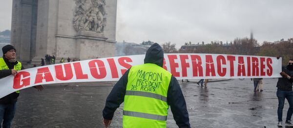 Las protestas de los 'chalecos amarillos' en Francia - Sputnik Mundo
