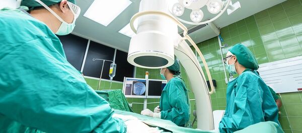 Sala de operaciones, referencial - Sputnik Mundo