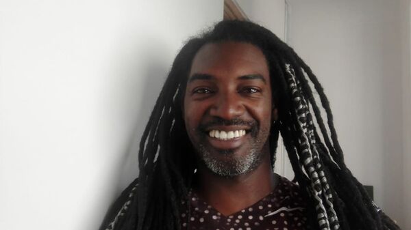 Carlos Álvarez Nazareno, coordinador general de la Agrupación Xangô por la Inclusión y la Justicia Social - Sputnik Mundo