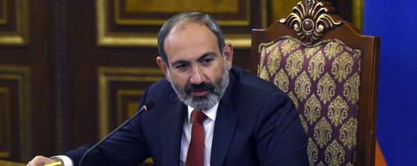 El primer ministro en funciones de Armenia, Nikol Pashinián - Sputnik Mundo