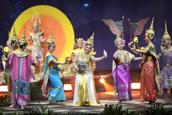 Espléndido desfile de trajes nacionales en el concurso Miss Universo 2018 Espléndido desfile de trajes nacionales en el concurso Miss Universo 2018 - Sputnik Mundo