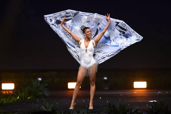 Espléndido desfile de trajes nacionales en el concurso Miss Universo 2018 Espléndido desfile de trajes nacionales en el concurso Miss Universo 2018 - Sputnik Mundo