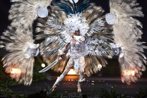 Espléndido desfile de trajes nacionales en el concurso Miss Universo 2018 Espléndido desfile de trajes nacionales en el concurso Miss Universo 2018 - Sputnik Mundo