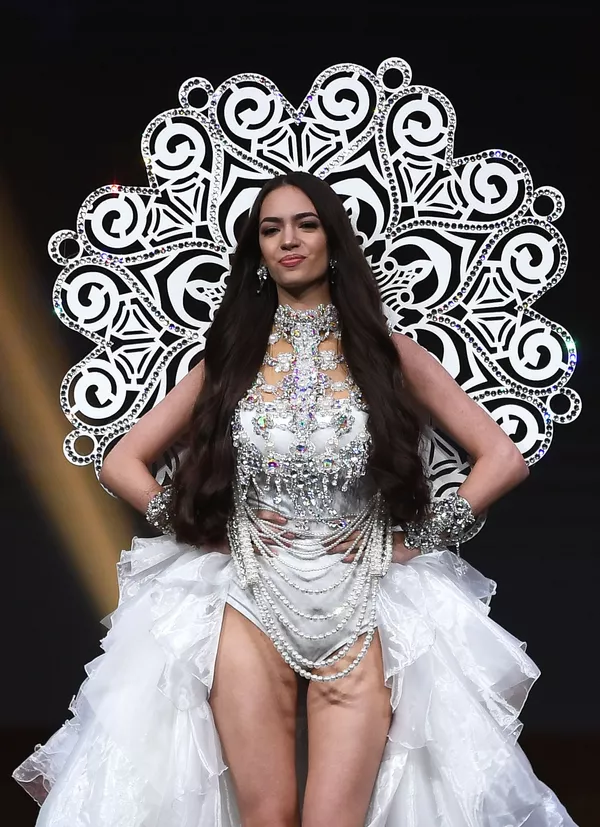 Espléndido desfile de trajes nacionales en el concurso Miss Universo 2018 Espléndido desfile de trajes nacionales en el concurso Miss Universo 2018 - Sputnik Mundo