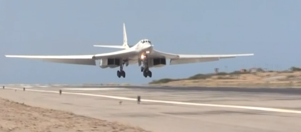 Venezuela recibe las aeronaves militares rusas - Sputnik Mundo