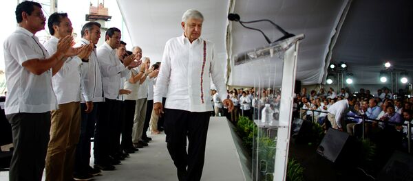 Andrés Manuel López Obrador, presidente de México - Sputnik Mundo
