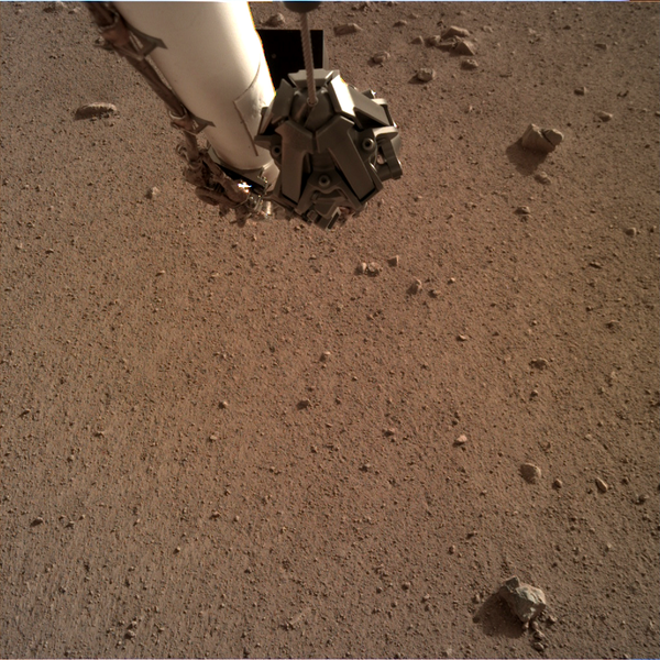 El brazo robótico de la InSight El brazo robótico de la InSight - Sputnik Mundo