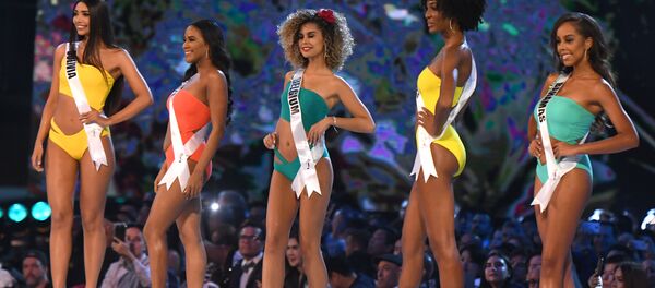 La belleza en traje de baño de Miss Universo 2018 - Sputnik Mundo