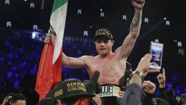 Saúl Canelo Álvarez, boxeador mexicano  - Sputnik Mundo