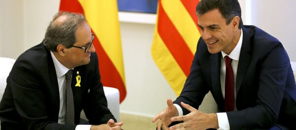  El presidente de la Generalitat, Quim Torra y el presidente del Gobierno español, Pedro Sánchez - Sputnik Mundo
