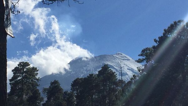 El volcán mexicano Popocatépetl - Sputnik Mundo