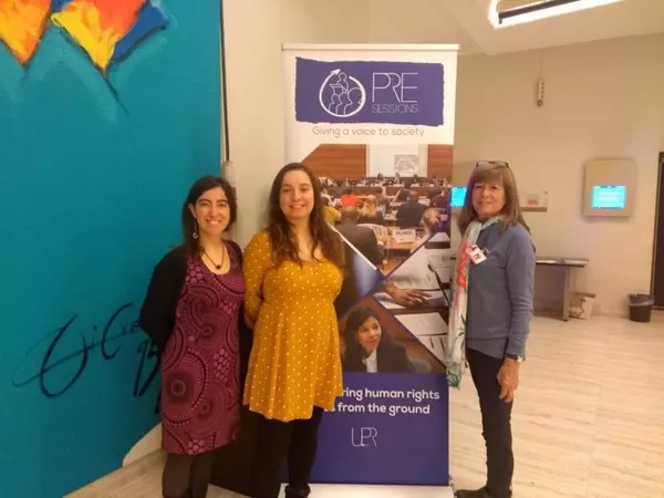 Alejandra Donoso, Cristina Lux y Katta Alonso durante la presesión 32 del tercer ciclo del Exámen Periódico Universal de la Organización de las Naciones Unidas en Ginebra Alejandra Donoso, Cristina Lux y Katta Alonso durante la presesión 32 del tercer ciclo del Exámen Periódico Universal de la Organización de las Naciones Unidas en Ginebra - Sputnik Mundo