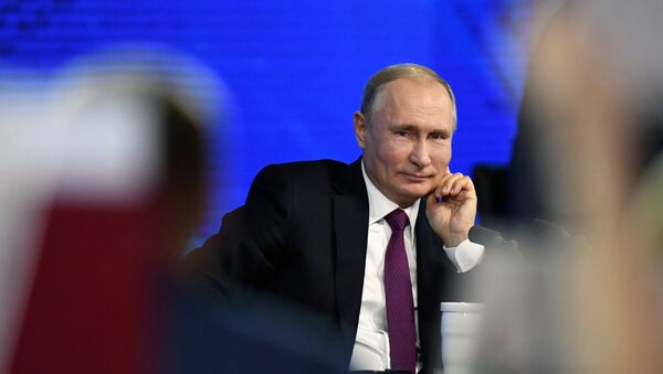 El presidente de Rusia, Vladímir Putin - Sputnik Mundo