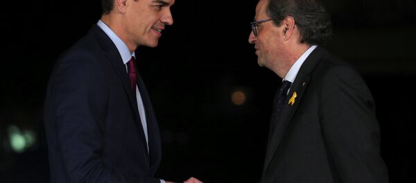 El presidente del Gobierno español, Pedro Sánchez y el presidente de la Generalitat, Quim Torra - Sputnik Mundo