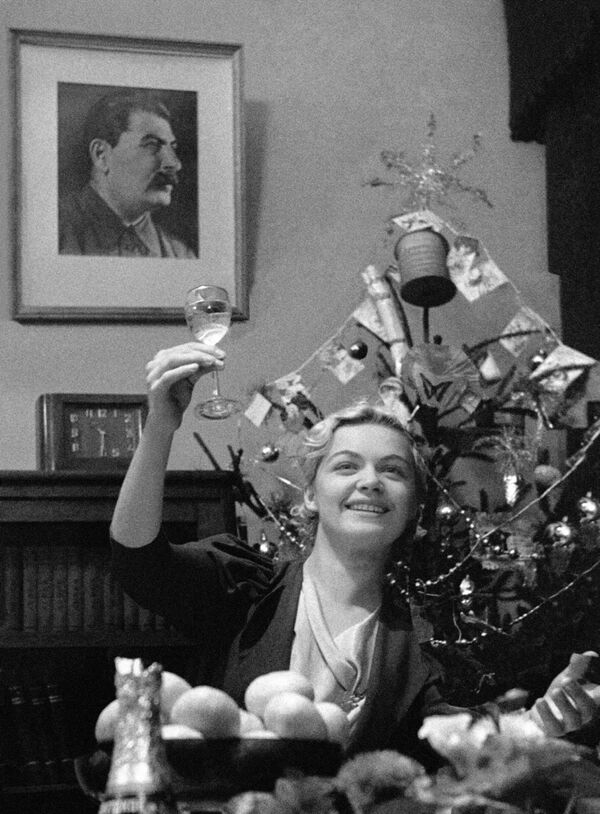 Fiesta de Fin de Año en Moscú (1939) - Sputnik Mundo