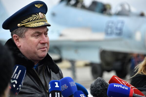 Aeropuerto internacional de Belbek en Crimea, la cuna de la aviación rusa - Sputnik Mundo