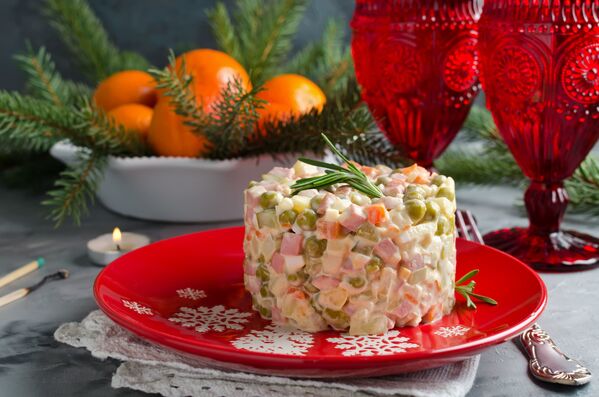 Los platos típicos de Navidad y Nochevieja en diferentes países - Sputnik Mundo