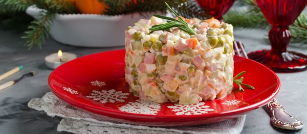 Los platos típicos de Navidad y Nochevieja en diferentes países - Sputnik Mundo