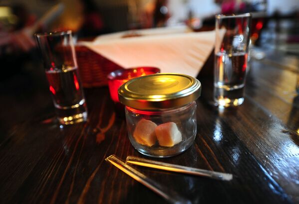 Los platos típicos de Navidad y Nochevieja en diferentes países - Sputnik Mundo