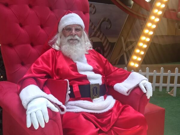 Jorge Carlos Daluz, un Papá Noel argentino Jorge Carlos Daluz, un Papá Noel argentino - Sputnik Mundo